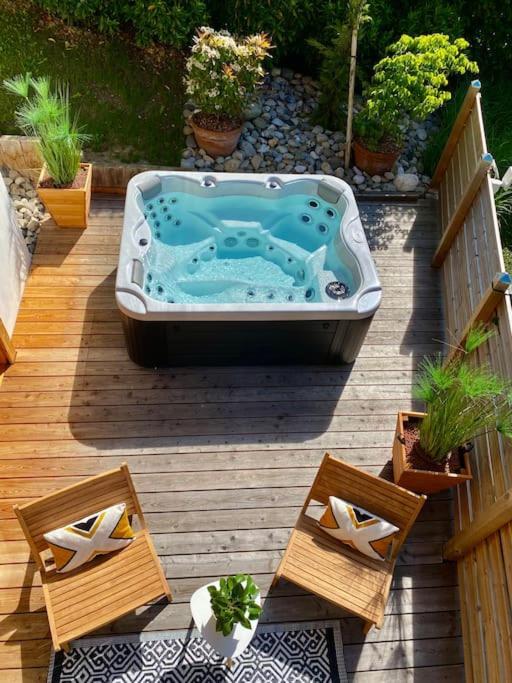 Androsace Appartement Dans Chalet Bois Avec Jacuzzi Privatif Terrasse Et Vue Montagne Les Villards-sur-Thônes Exteriér fotografie